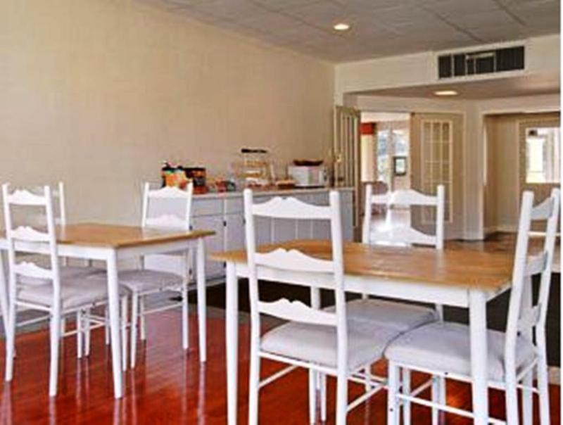 Super 8 by Wyndham Hardeeville Eksteriør billede